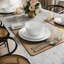 Vaisselle en porcelaine tendre avec un design léger et durable résistant aux éclats-649408525-661159620