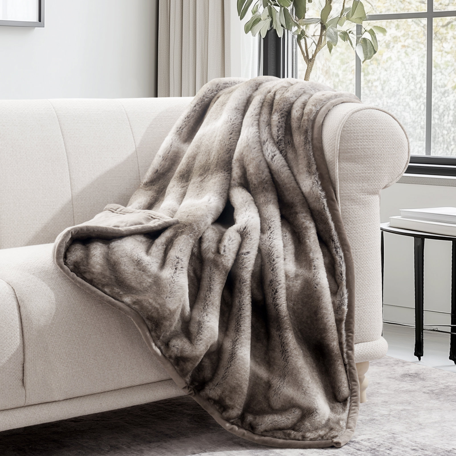 Luxury Mink Faux Fur Throw Blanket, 60" W x 80" L, Ombré Hazel Brown
