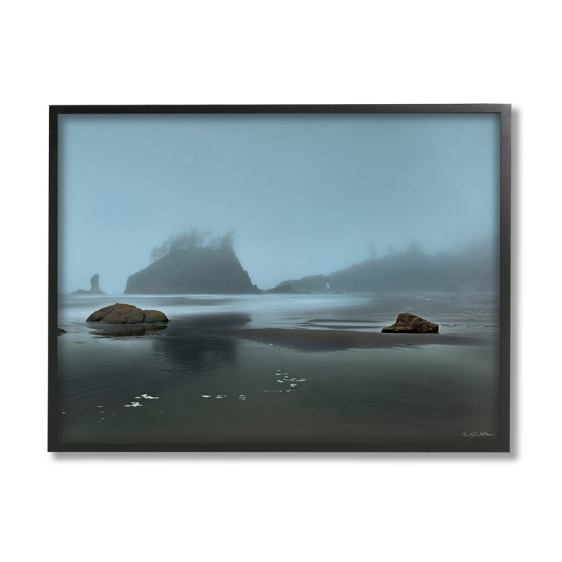 Paysage de brouillard brumeux sur bois, Giclée encadrée noir minuit, H 16 po x l 20 po x P 1,5 po