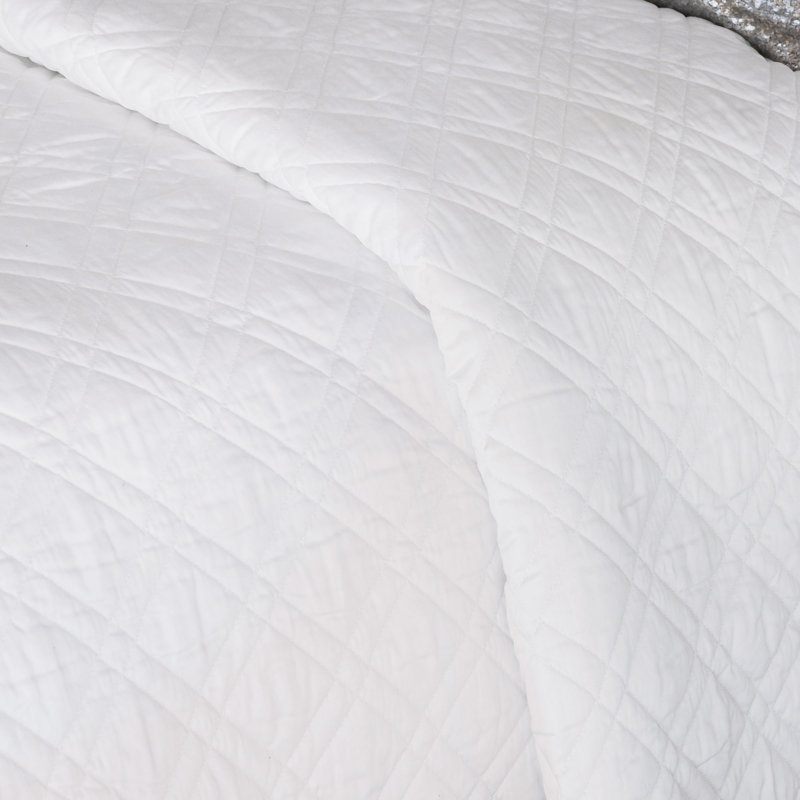 Coperta Modern & Contemporary Sateen Coverlet, White, Full Coverlet