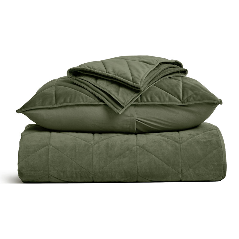 Ultra Soft Velvet Quilt Set, King Quilt + 2 King Shams, Olive Green