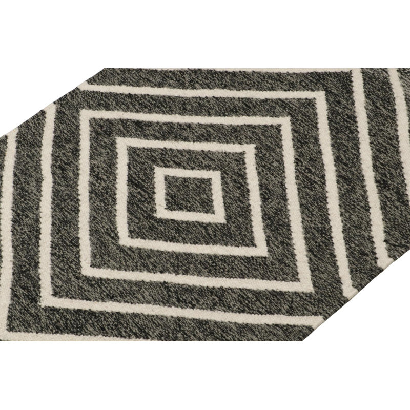Hand Knotted Wool Area Rug in Gray