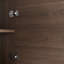 Meuble-lavabo de style Mid-Century de 76 cm (30 pouces) avec armoire marron, lavabo en céramique blanche, rangement sous lavabo, porte à fermeture amortie et motif horizontal à lattes, design moderne et réglable.