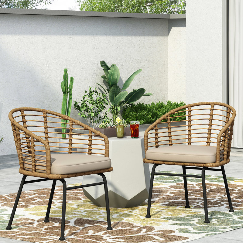 Chaise pivotante d'extérieur, coussins d'eau, 22,26 P x 22,27 po 29,91 H, assemblage requis, structure en forme de baignoire brune et beige