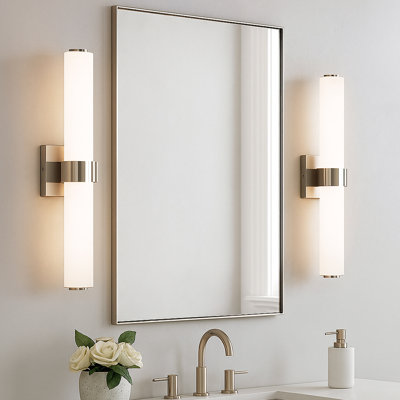 Barre de meuble-lavabo à DEL intégrée Aiden avec verre blanc gravé