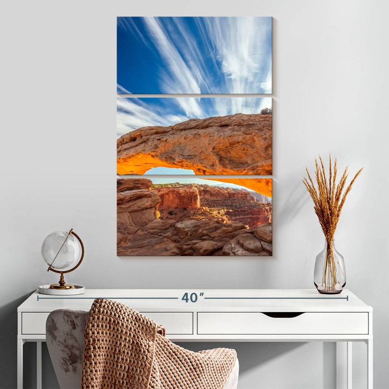 Alvord Mesa Arch Sunrise Glow, H 32 po x l 20 po