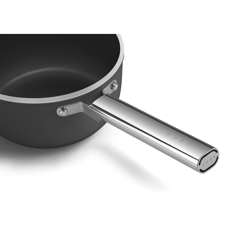 Smeg Saucepan 20cm with Lid, Black