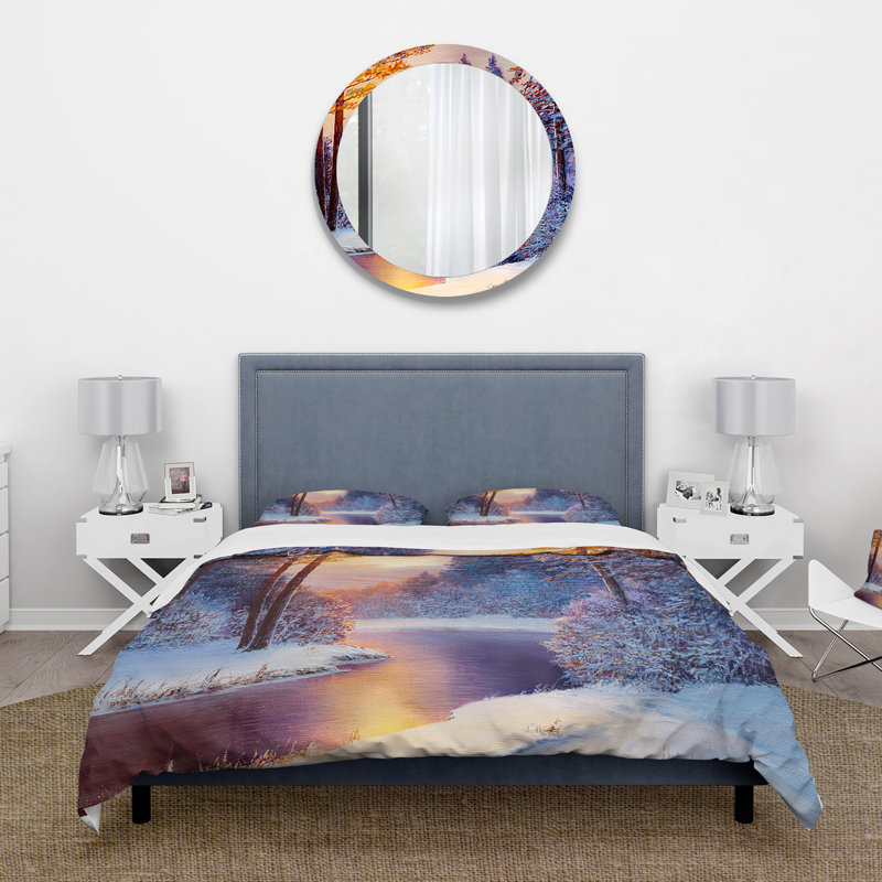 «Winding River» avec des silhouettes d'arbres bleu foncé - ensemble de housse de couette Country - microfibre de polyester