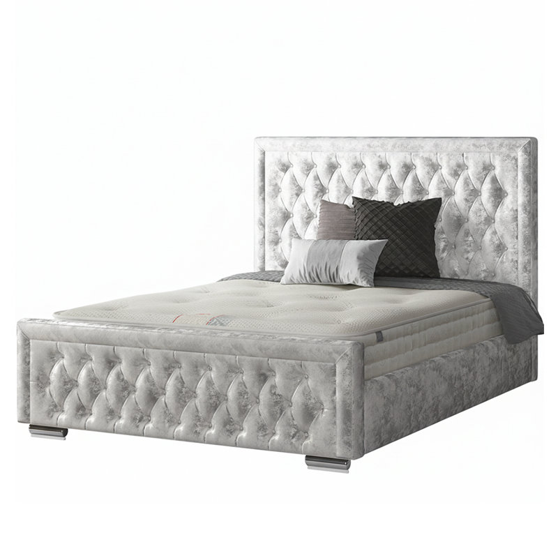 Oneybrook Upholstered Bed, Silver, Kingsize (5')