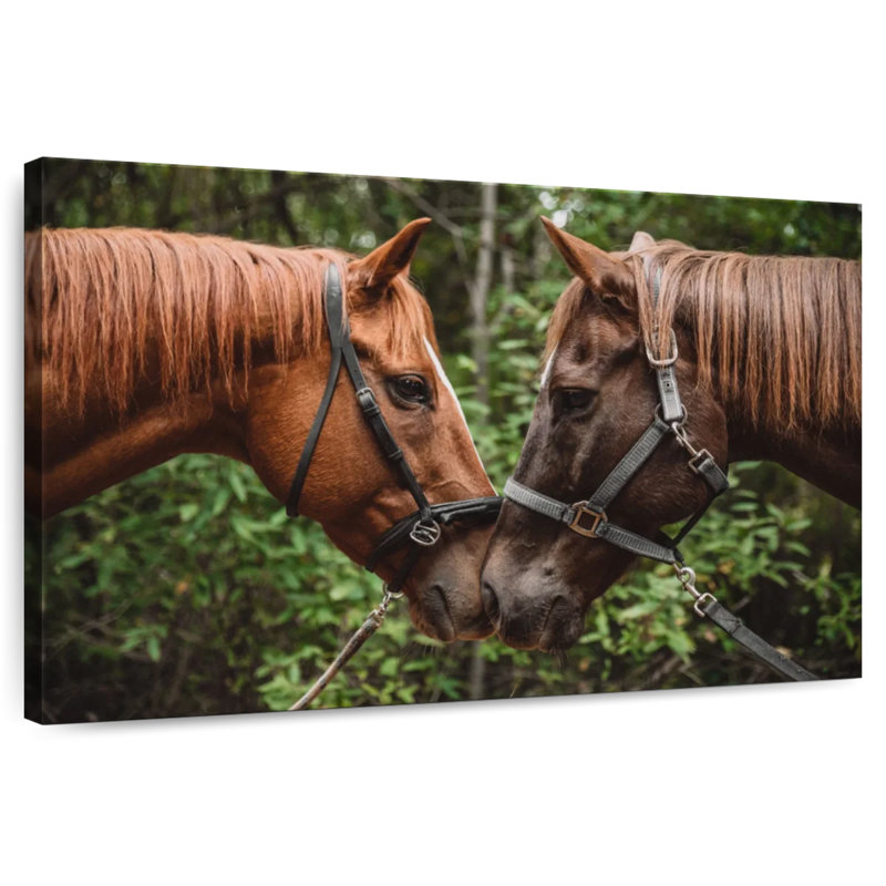 Brampt Horse Smooch, 26" H x 39" W