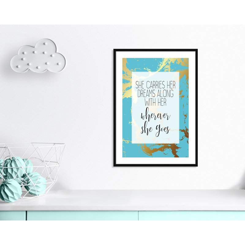 «Whereever she goes», art encadré, H 36,5 po x l 26,5 po x P 0,63 po, Encadré de boîte noir