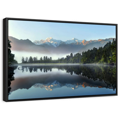 " Lake Matheson Reflection "