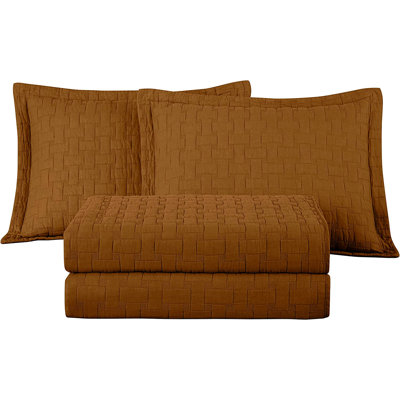 Pre-Washed Basketweave Embroidered Cotton Quilt Set