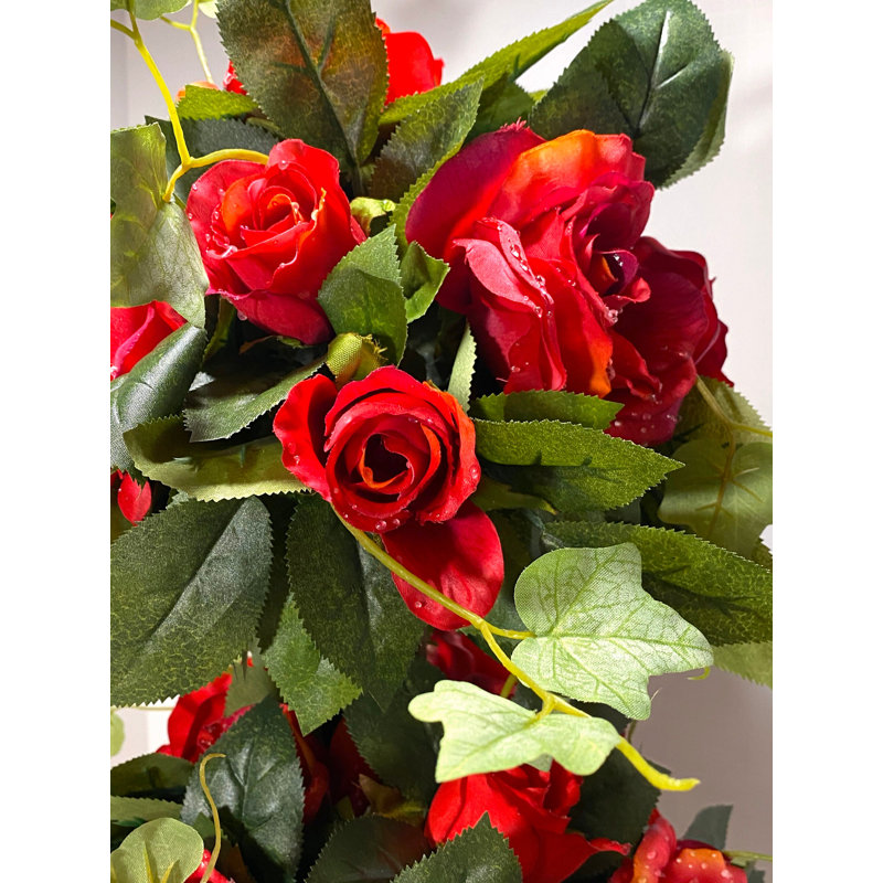 Arrangements floraux hautes roses en pot