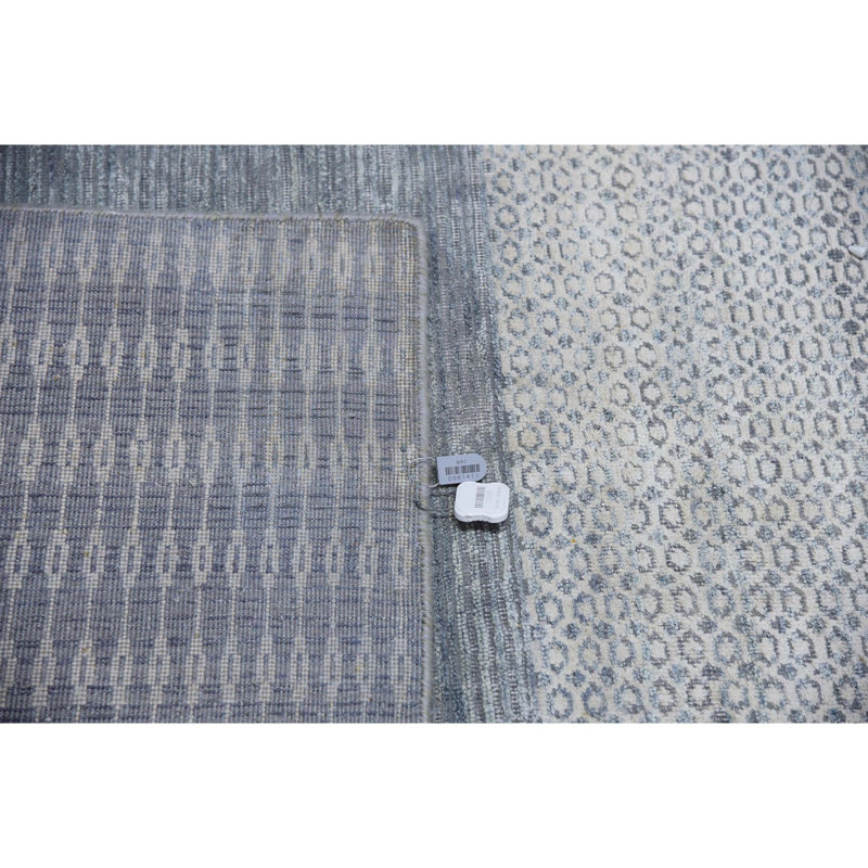 Area Rug in Grey, Rectangle 8' x 10'