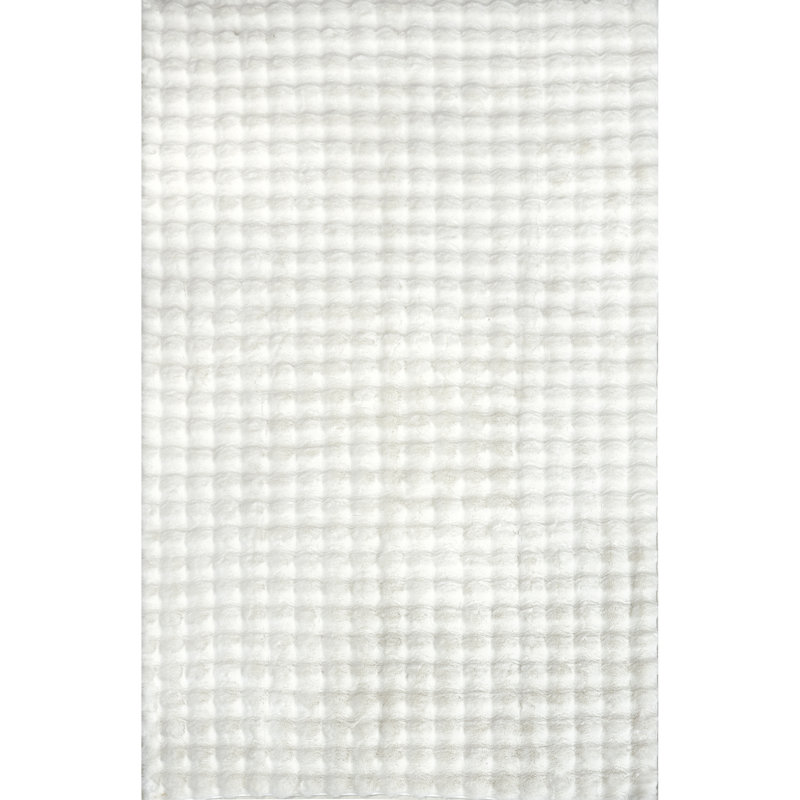 Jeni SuperiorWash Solid Faux Rabbit Machine Washable Area Rug, Rectangle 7'6" x 9'6"