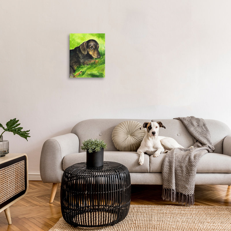 «Teckel Relaxing in Grass», art mural sur toile par GeorgeDyachenkoArt, H 20 po x l 16 po