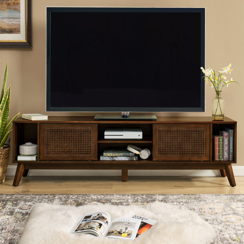 67.9 Inch Mid Century Modern Rattan TV Stand For Tvs Up To 75", Entertainment Cabinet, Media Console For Living Room Media Room, Solid Wood Feet & Rattan Cabinet Doors