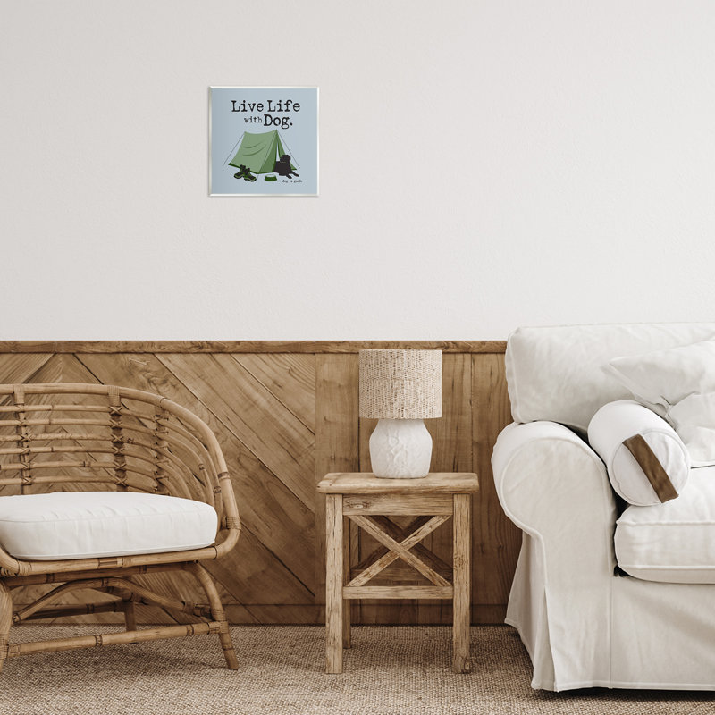 «Camping with Dog», art mural par Dog Is Good
