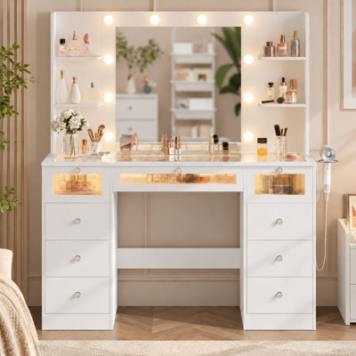 Bureau de meuble-lavabo avec miroir éclairé, 3 modes de couleurs, plateau en verre, 4 tablettes et prise de courant - coiffeuse de maquillage pour chambre à coucher