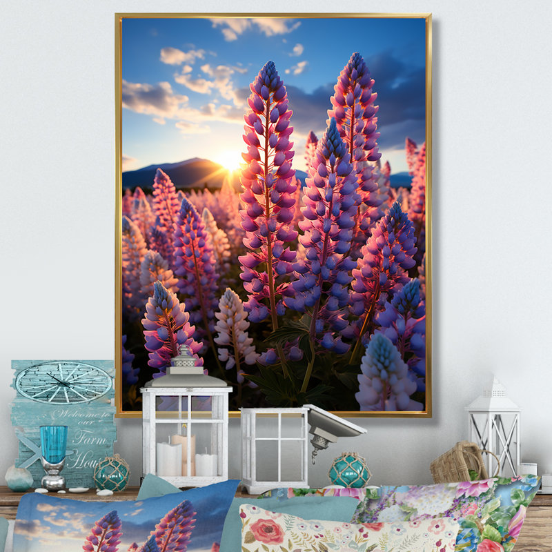 Meadow Lupin Bliss - art mural floral, salon, H 40 po x l 30 po x P 1,5 po, Cadre flottant doré