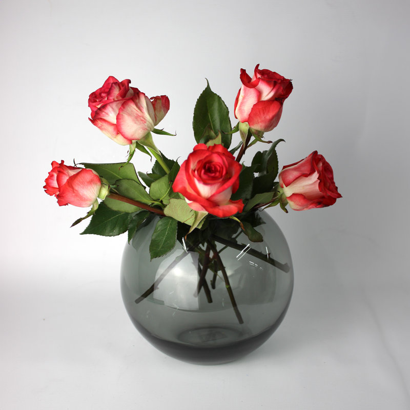 Dahntay Handmade Glass Table Vase, Grey