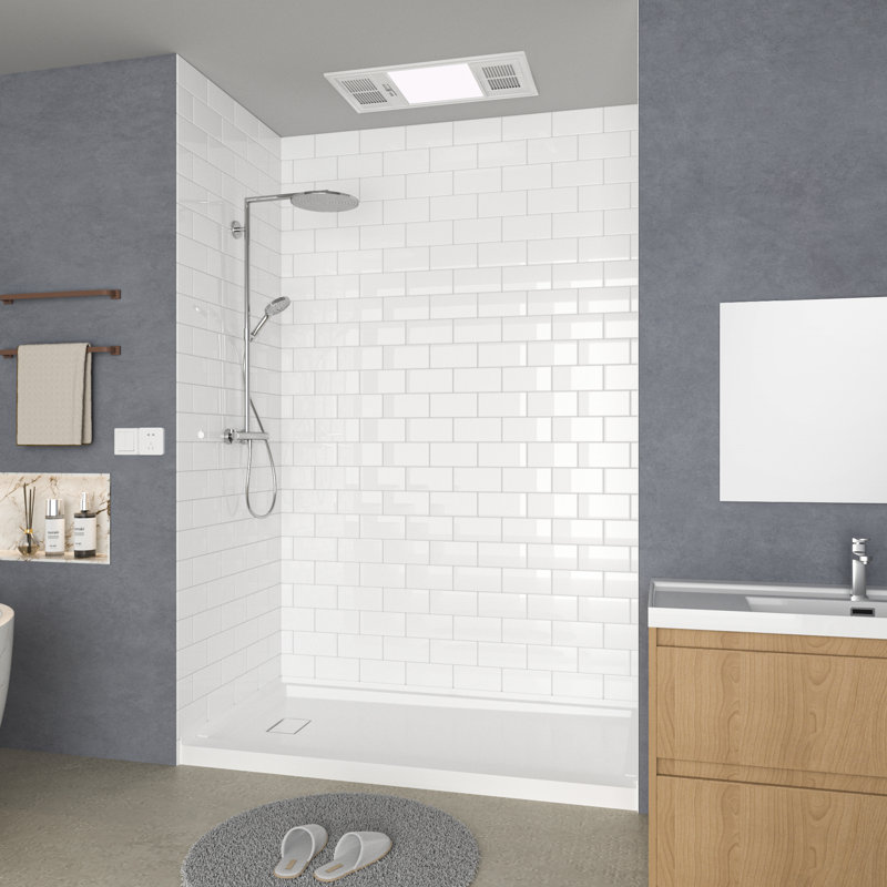 Ensemble de douche combiné de 60 po x 32 po avec trois panneaux muraux et receveur de douche blancs brillants