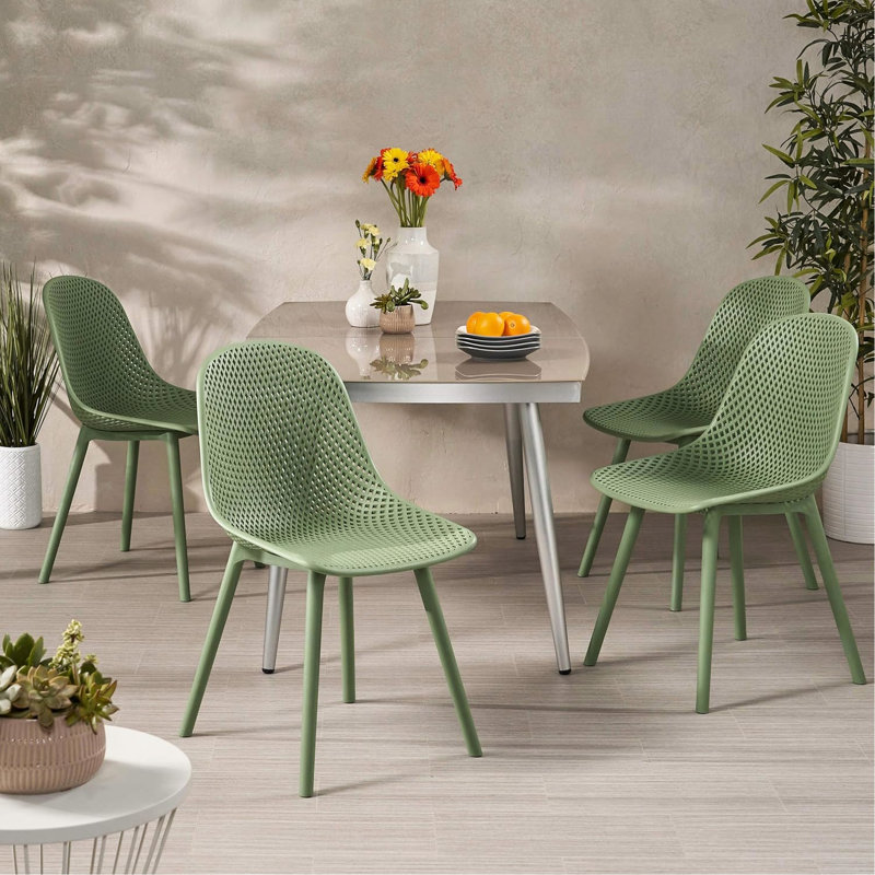 Chaise Posey en polypropylène (lot de 4) : apparence lisse et structure stable, profondeur 47,2 cm, poids du colis 22,2 kg, résistante aux intempéries, style et confort, hauteur 82,1 cm