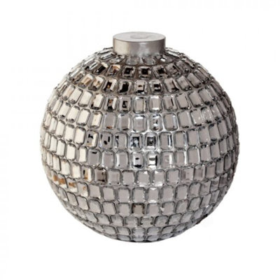 Décoration de boule argentée