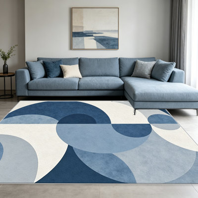 Tapis bleu marine Curve Geo facile à nettoyer, lavable à la machine, doux et confortable; convient aux tapis de porte, aux cuisines, aux salons, aux chambres à coucher, aux couloirs et aux buanderies. Tapis facile à nettoyer et durable pour la décoration intérieure.