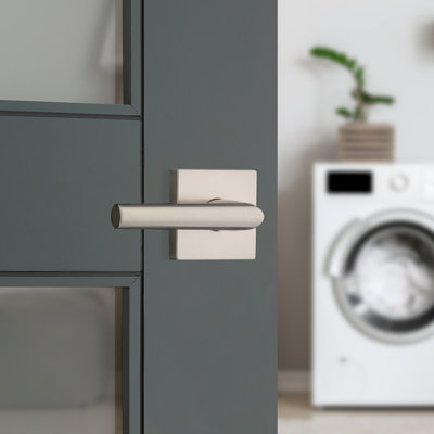 Milan Square Hall/Closet Lever