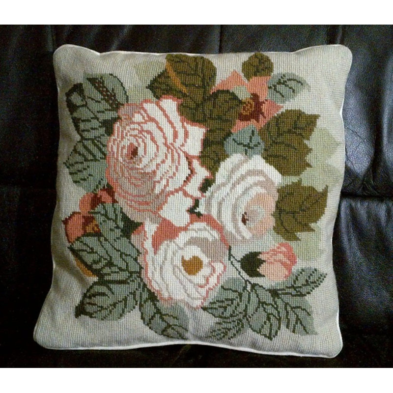 Coussin décoratif en laine carrée d’extérieur rose thé chaussette noël Domenick, Polyester / Bourre en polyester