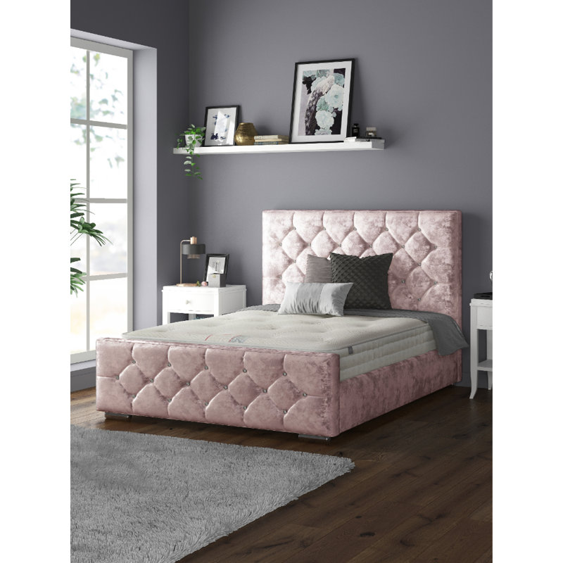 Farallones Upholstered Bed, Double (4'6), Pink