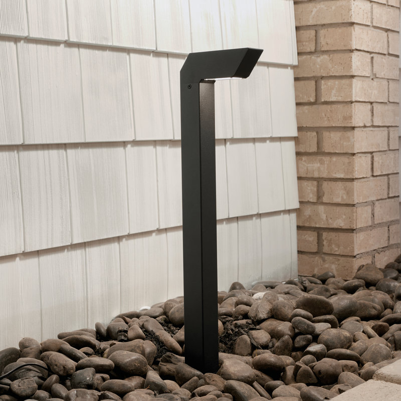 Modern Black Aluminum Right Angle Pathway Light