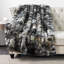 Throw Blanket-404171366