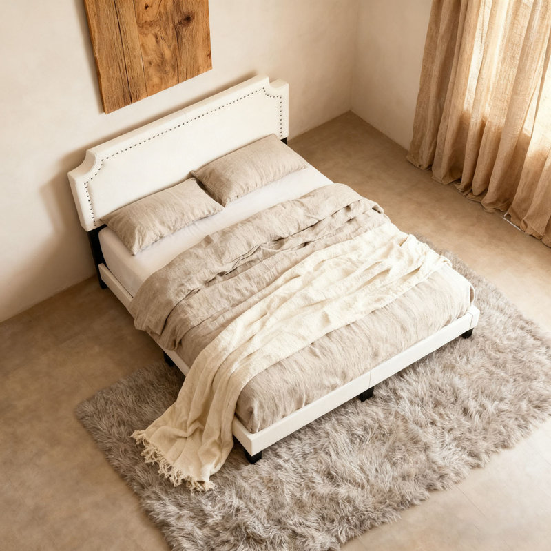 Lit plateforme tapissier en lin, Grand