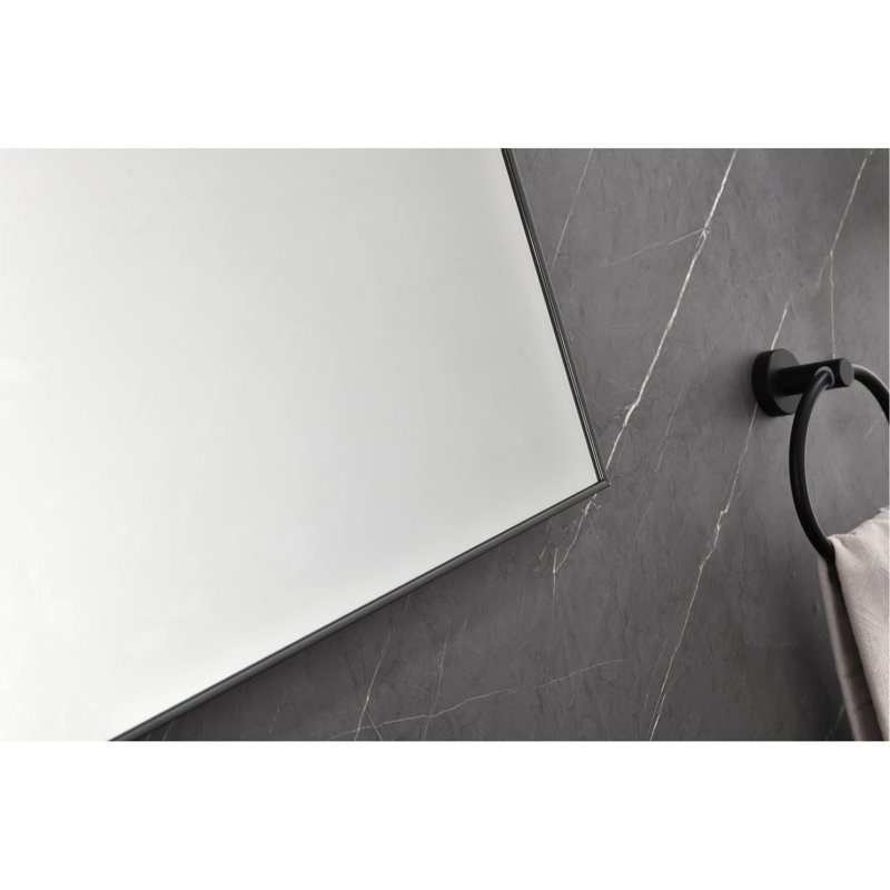 Miroir de salle de bain avancé à DEL avec plusieurs fonctions pratiques pour une expérience améliorée
