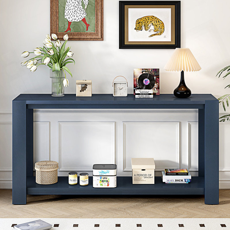 Console moderne minimaliste avec tablette inférieure et quatre pieds
