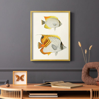 «Yellow and Gray Fish I», reproduction encadrée - bois massif