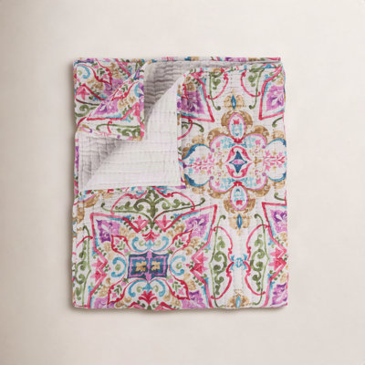 Akita Cotton Quilt Set