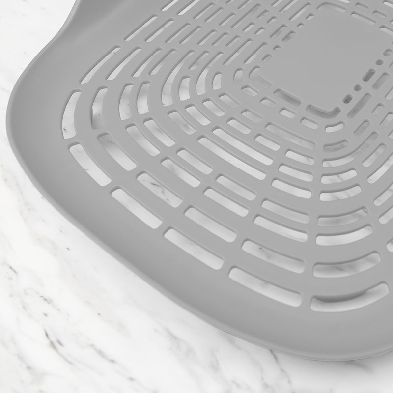 Tovolo Prep N' Rinse Flat Colander With Raised Edges, Easy-Draining In-Sink Veggie Wash, Kitchen Sink Strainer Basket, Flat Food Strainer, Flat Vegetable & Fruit Wash