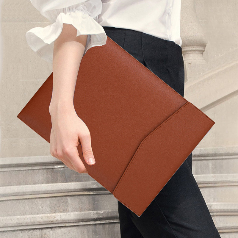 Kbndieu, Brown