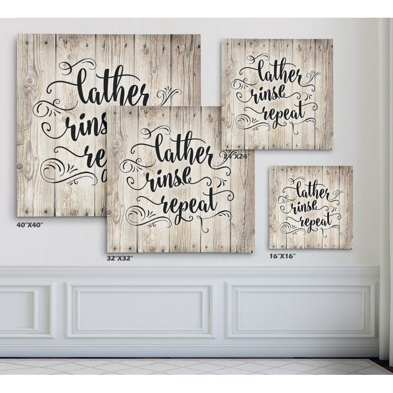 «Lather», art textuel, Toile tendue, H 16 po x l 16 po x P 1,5 po