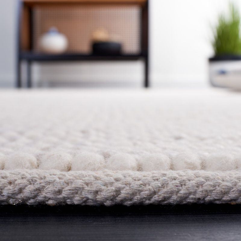Tapis ivoire / beige fait à la main Charvik, Carré 7 pi