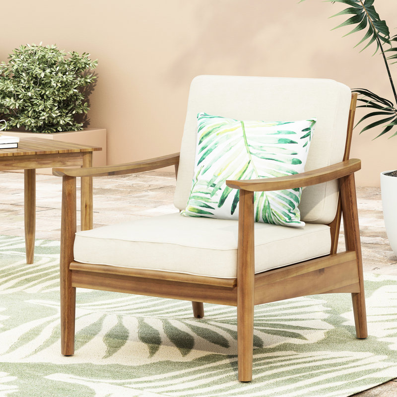 Fauteuil club en bois teint