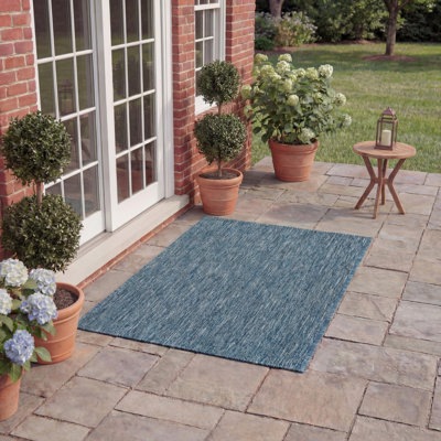Sayed Performance Solid Color Indoor/Outdoor Area Rug