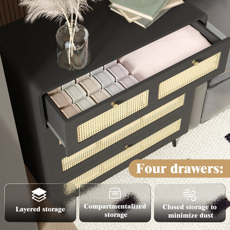 Commode moderne en rotin avec tiroirs larges et poignées en métal