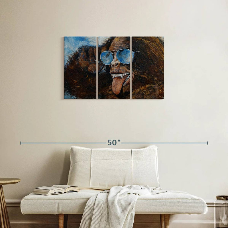 Brampt Cool Bigfoot, 20" H x 33" W