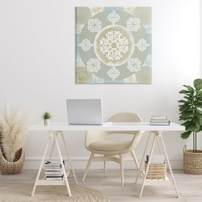 «Mint & Beige Mandala Floater», art mural sur toile par Flora Kouta, H 36 po x l 36 po x P 1,5 po