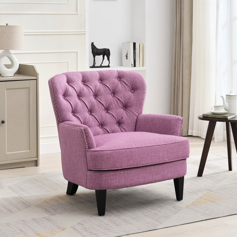 Chaise d'appoint chic et rembourrée avec garniture cloutée, pieds en bois massif, dossier incurvé apaisant, rose, pour ornements divers, garniture, soutien, gracieux, tout désir